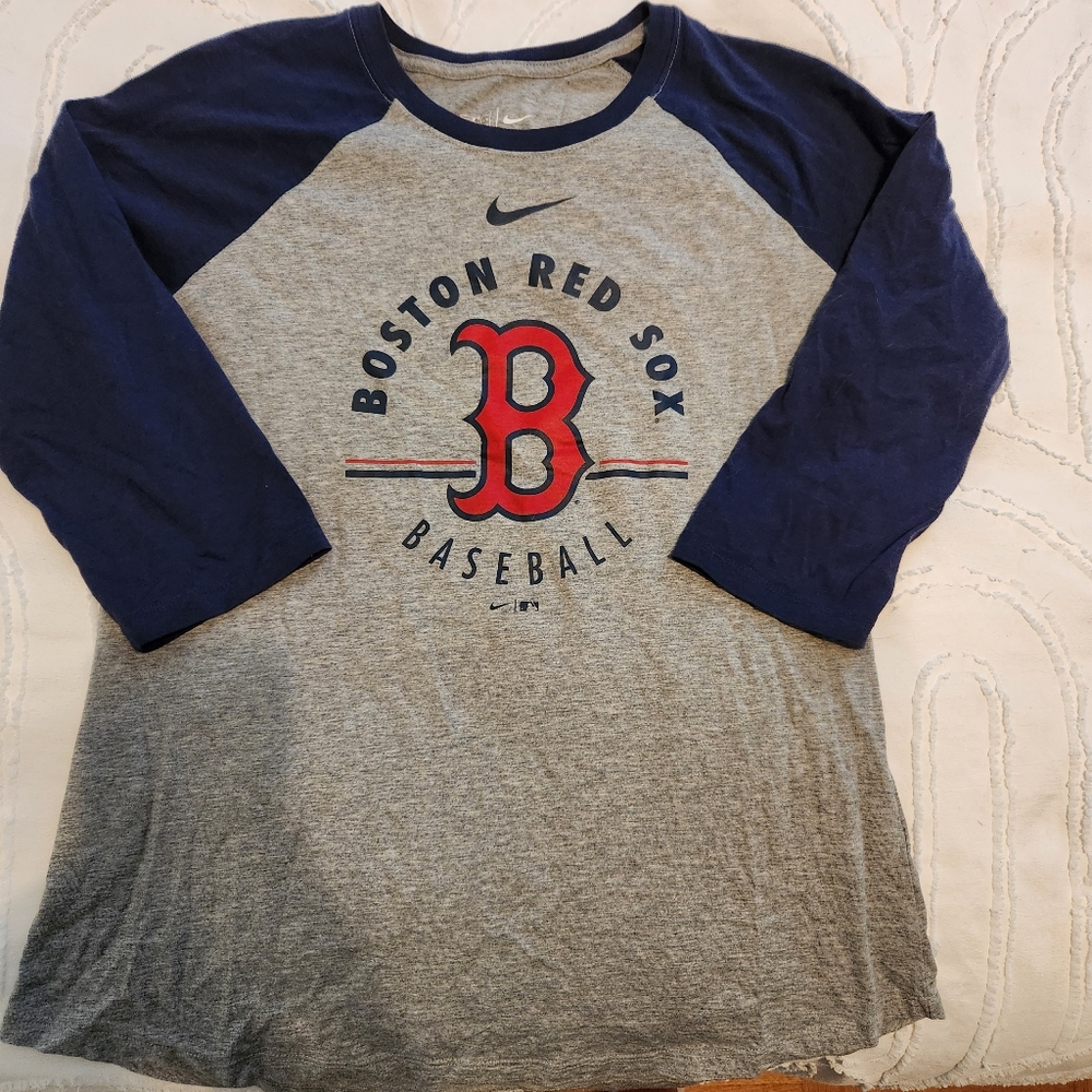 Women’s Nike Boston Red Sox 3/4 Length Tee